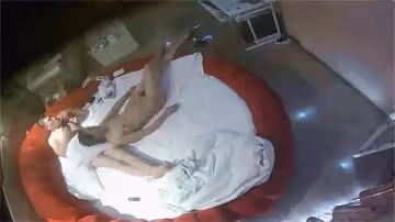 【偷拍禁忌】地方大佬偷帶新歡開房激戰！360°全方位記錄，嫂子看見就完了！