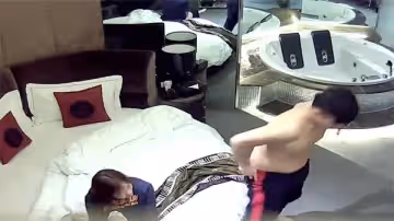 360度高清监控偷拍：全方位窥视私密激情时刻