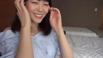 角質青少年步驟將我煽動他媽的她的業餘女同性戀strapon|