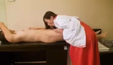 色白美肌娘を