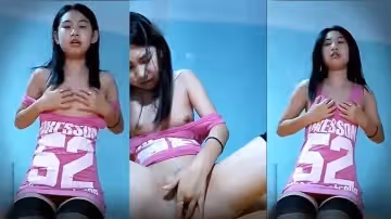 東南亞年輕學妹也想當女主播了叫聲勁兒夠了只是這逼有些發黑呀~1.