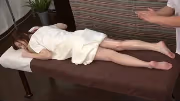 嬌媚女友露出性感嫩穴饑渴難耐的操到高潮起來了A