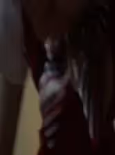 度娘流出年輕漂亮的美女空姐和男友先對著鏡子邊操邊拍又在床上用道具震她乾的大叫：使勁操我,插我小騷逼