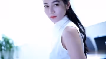 熱巴 騷氣女秘書