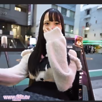 FC2PPV-4570609-【キラキラ巨乳ロ〇天使】大學二年生になった純白ももりん。可愛さ溢れ