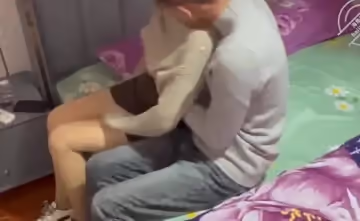 海角社區.看著老婆在我們婚房床上被前男友操