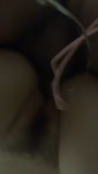 華裔白虎美乳肚兜姑娘被男友無套內射A