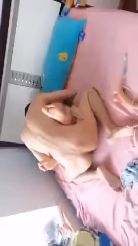 漂亮淫妻