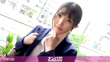GANA-2518 認真的南帕，第1槍。 1658 把西裝太好看了的職業女性帶到酒店！不得不接受逐漸拉近距離的演員…… 大量噴水弄濕鏡頭，纖細的美人BODY在暴力的活塞上淫蕩地顫抖著！