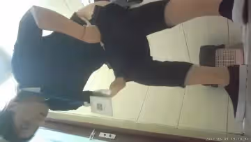 珍藏高清廁所偷拍抄底WC珠寶店7V原版 1