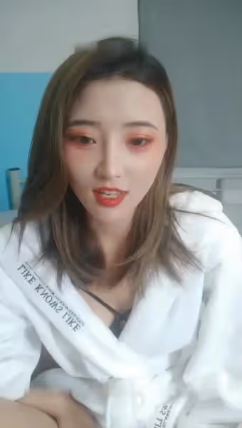 嗲嗲的呻吟聲聽的人心痒痒翹臀黑絲襪巨乳後小騷貨