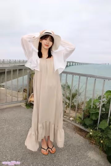 FC2PPV-4554698-【にあ 26歳】宮古島で傷心旅行中の美人OLと濃密にハメた記錄