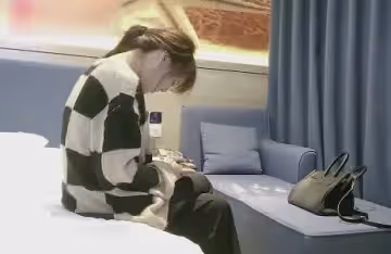 杏吧原創.反差高冷校花170高挑身材-肥雪