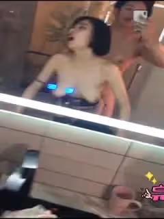 精選 #自拍 廁所爆插八字奶小騷貨