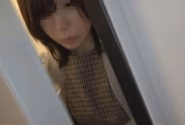 【個人】侵犯渣男母親光滑的肌膚，結果渣男帶著姐姐…