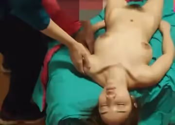 草霉視頻原創.灌醉剛入職的同事這奶子發育的可真好