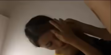 9年的漂亮小美女下班後出租屋激烈啪啪.