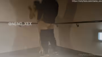 NENO_XEX戶外樓道啪啪壹」的。