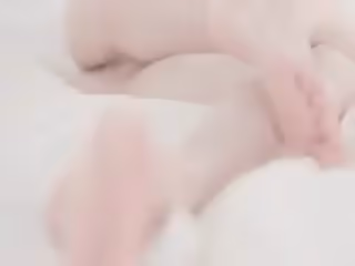【經典回憶】清純學妹浴室濕身誘惑 白絲校服激情內射 あやめちゃん絕頂顫抖實錄