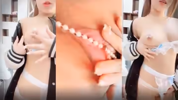 【清純活力美少女】全身粉嫩揉捏美乳，珍珠內褲磨蹭小穴，雙指摳入嬌喘呻吟，翹起美臀扭動極其誘惑。