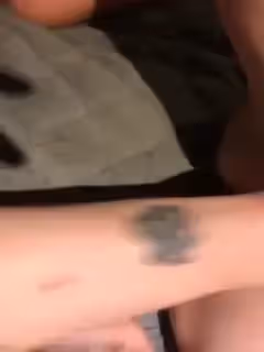 稀缺資源，母狗倒舔雞巴，噴了一片 3