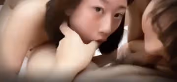 台灣SWAG『venusbabe』姊妹丼的誘惑 舌頭運用得很好很有技巧 你要試一下嗎