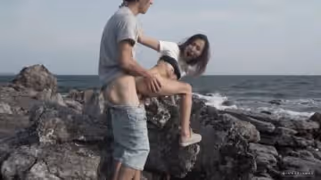 華裔美女博主與男友的性愛日記-孤島激情啪啪