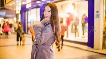 劇情演繹金錢誘惑勾引鄰居少婦酒店開房穿著高跟各種姿勢草
