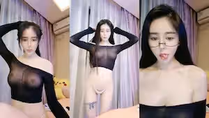空乘小姐姐下海-馨馨-蛇美妖，黑絲包裹兩片大乳房，乳搖甚是迷人！