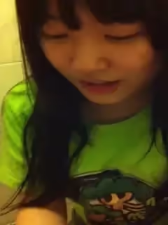 國產自拍學妹口交肉棒好硬好大 深喉吸吮...