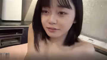 素人女子身材苗條淫亂做愛，口交的技巧讓人爽翻天哦得多肉棒抽插才能滿足