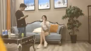 【我有一台拖拉机】，顶级高端外围场，苗条00后女神，清纯初恋脸，小仙女在仙丹加持下到达高潮