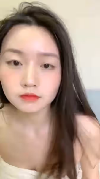 頂級模特小騷貨！氣質甜美又很騷！被炮友玩穴操逼，騎臉舔騷逼，呻吟嬌喘堪比AV女優，騎乘位大屌爆插