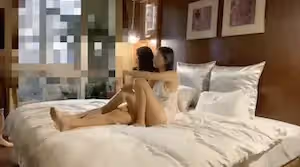 ㊙️極品性愛㊙️刺激現場㊙️網約兩名電商睡衣模特酒店拍攝試鏡 被兩位攝影師拉扯受不了瘋狂4P輸出啪啪
