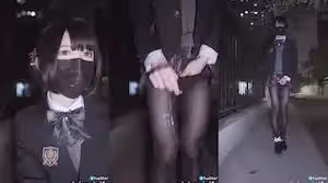 國產CD系列偽娘『曦曦』JK西服小巷露出飛機射出差點被發現
