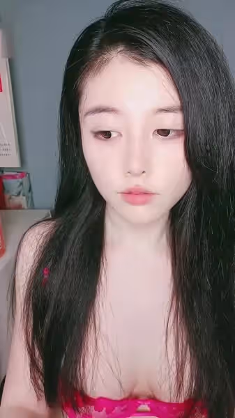 氣質高冷顏值女神！難得收費房自慰！情趣露奶裝，白嫩美乳露出，玻璃棒抽插嫩穴，爽的流出白漿