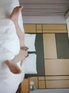 探花_小哥網約溫婉小姐姐，媚態畢現，玉足撫屌騷起來，啪啪暴插高潮陣陣，精彩佳作.