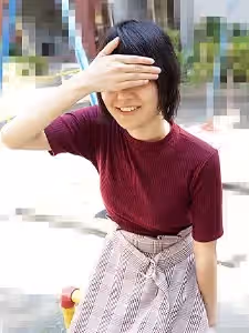 發現了一個神奇的變態女孩 水無月的眼淚