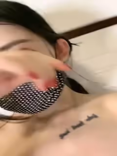直播_老牌極品美女主播新登場_，修長美腿情趣裝黑絲襪_，掰穴特寫道具抽插
