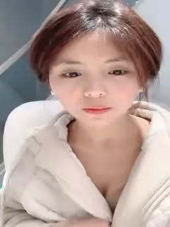 甜美顏值妹妹！嬌小身材非常耐操！服裝店地上操逼