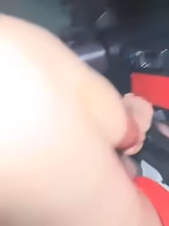 不良忍高速路上，車震極品女神。