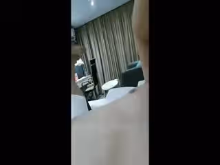 情侶直播女主口交吸蛋太爽了，被插叫聲也誘人。。