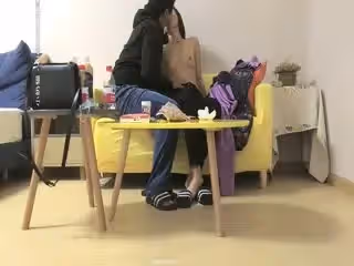 買了一台高畫質的錄影機～來約個年輕妹子啪啪錄一下看效果如何