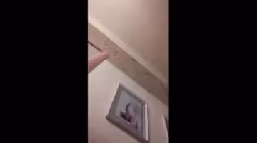 【國產】 國語對白，穿著騷紅色衣服的小妞做我即把上笑嘻嘻的問我要幹嘛。我脫了褲子就開