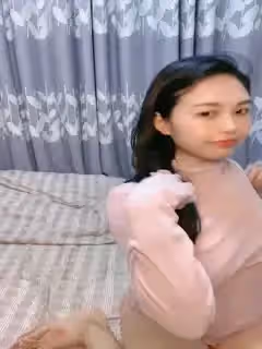 甜美酒窩極品小姐姐！一對豪乳超性感！撩起衣服露奶子的。！