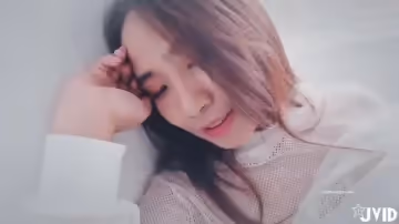 JVID-出國留學的鄰居妹妹暑假回國立刻來找我玩禁忌遊戲！