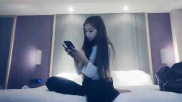 約操滿背紋身的風騷御姐的...