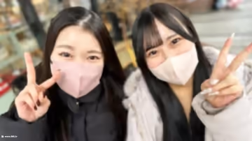FC2PPV-4326418 【無/逆3P】このまま三人で游ばない？女子會に亂入しそのまま3Pに発展♡清楚系