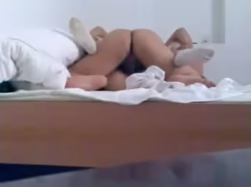 從被窩裡拉出來干老婆，騷到骨子裡