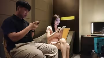 小寶尋花找大圈外圍,穿情趣女僕裝黑絲,口交舔屌 呻吟嬌喘非常酥麻的...
